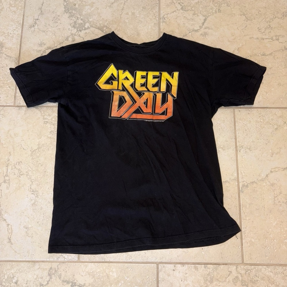 Green Day T Shirt 2007 Iron Maiden Parody Font Men Large Vintage Punk